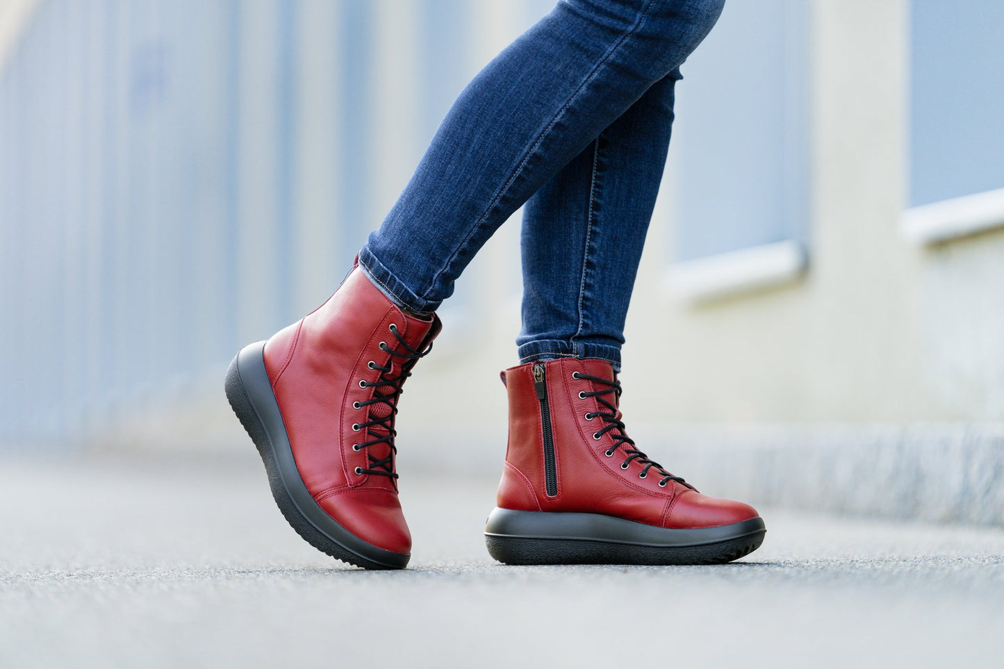 Arosa Red, kybun, kybun Schuhe, kybun Schuhe kaufen, kybun Schuh, kybun Schuhe testen, kybun Schuhe Damen, kybun Schuhe Herren, Schuhe kybun, Schuhe von kybun, kibon Schuhe, kybun Shop, VITA REGIA, https://vita-regia.eu